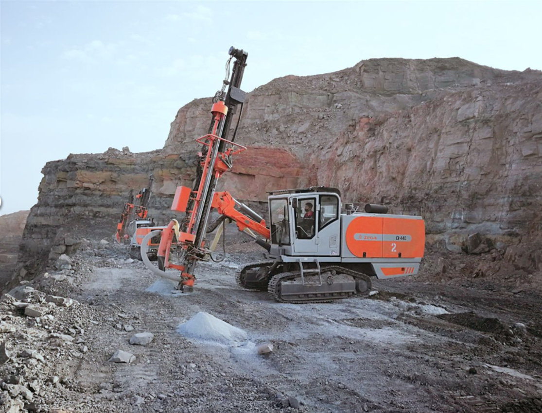 志高钻机系列D440+